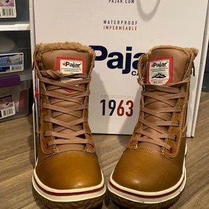 Pajar Canada 100% waterproof leather boots